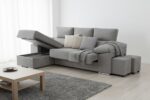 Sofá Chaiselongue Lira: 2 pufs, reclinable, chaiselongue intercambiable, tela antimanchas, configuración modular.